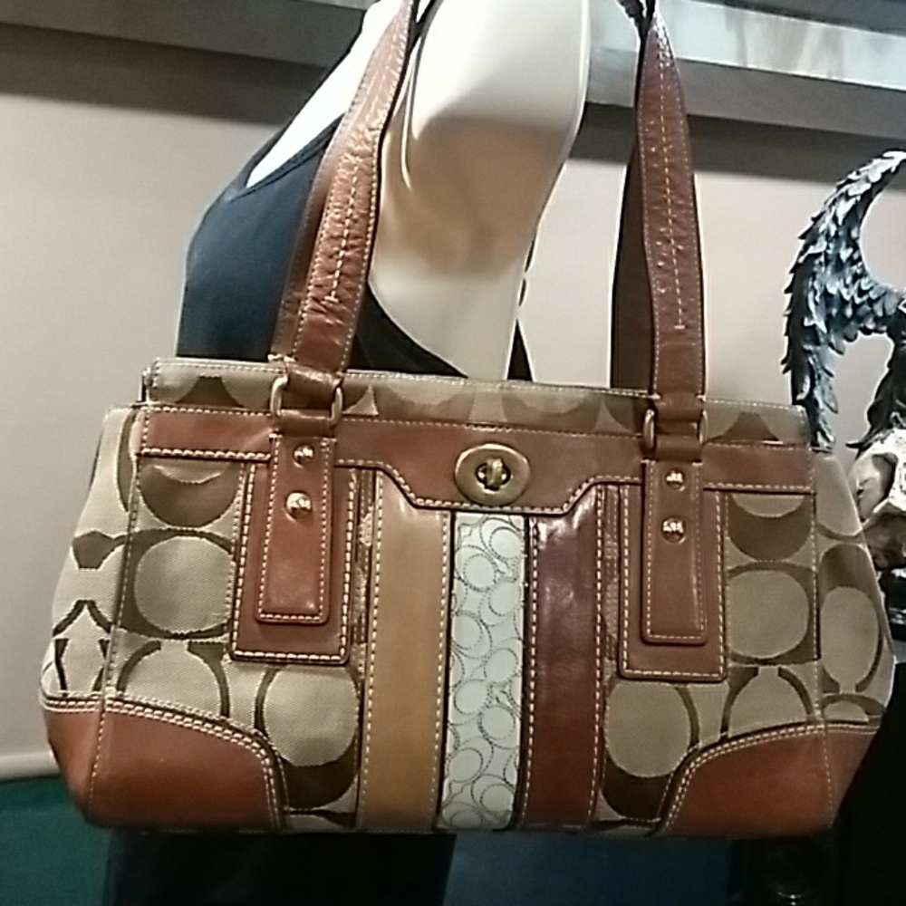 Coach purse with matching wallet